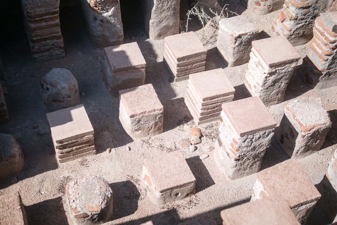 gray and brown stone blocks